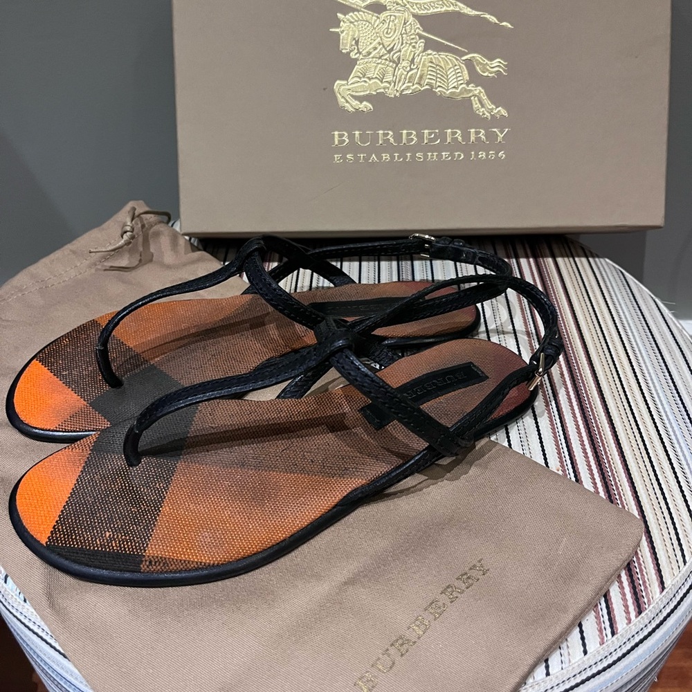 Burberry Ingledew Sandals